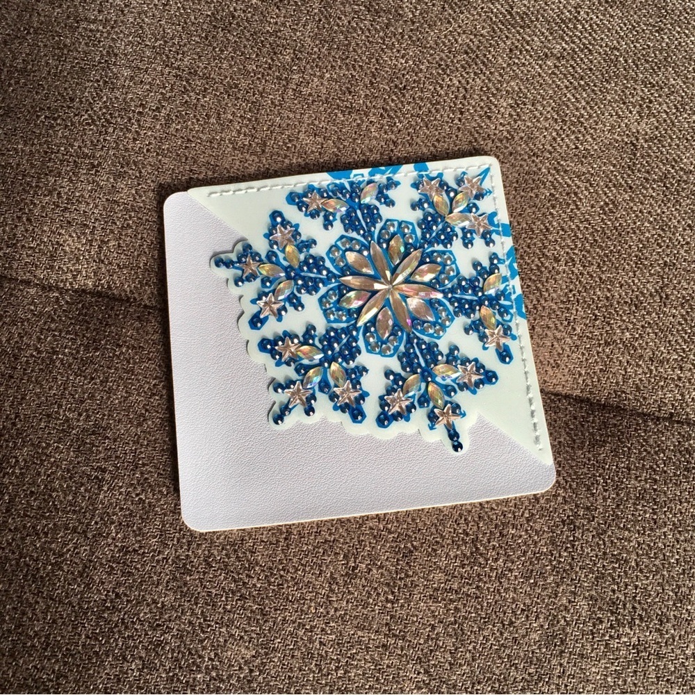 Diamond Art SNOWFLAKE 03 Corner Bookmark, Blue, White, Sparkly, Bling - Picture 13 of 17